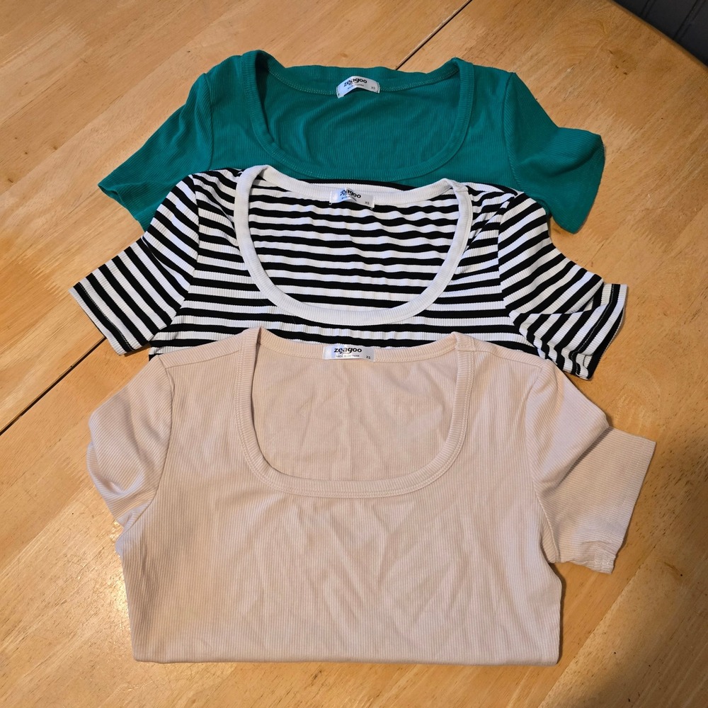 Zeagoo Ribbed Scoop Neck Tee Bundle XS Green Beige Striped Stretch Tops
